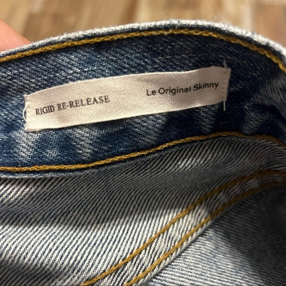 Frame  Le Original Skinny Rigid Re-Release Distressed Jeans - Picture 5 of 6